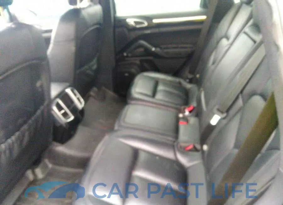 WP1AA2A26GKA36026# 8