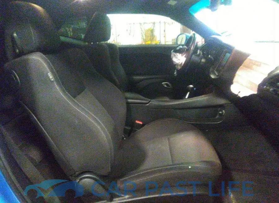 2C3CDZAT8FH804537# 5