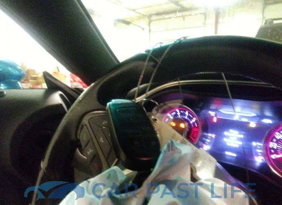 2C3CDZAT8FH804537# 11