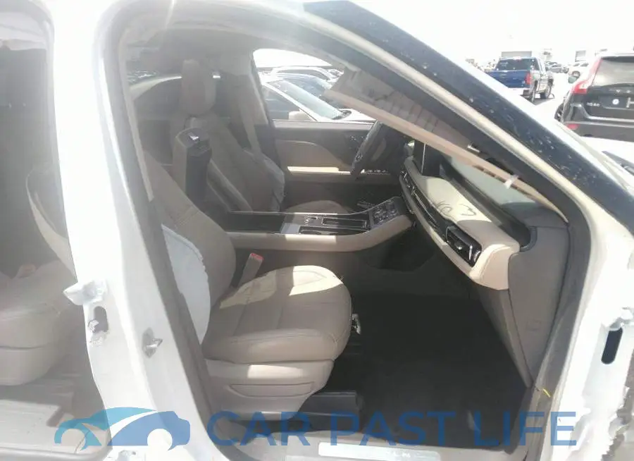5LM5J7XC0NGL05839# 5