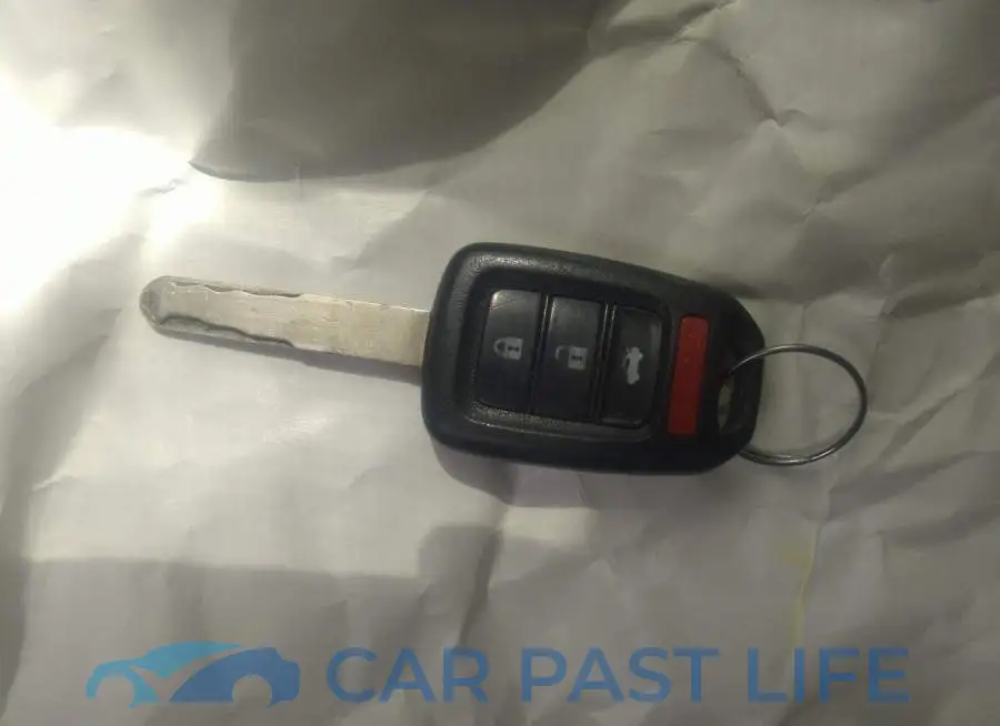 19XFC2E56JE032865# 11