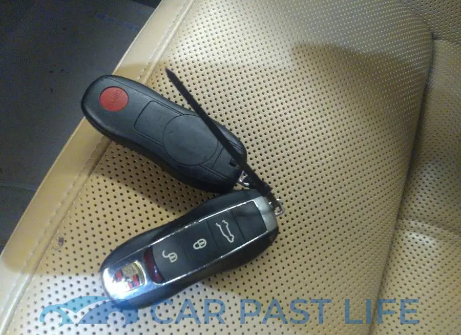 WP1AA2A28HKA86864# 11