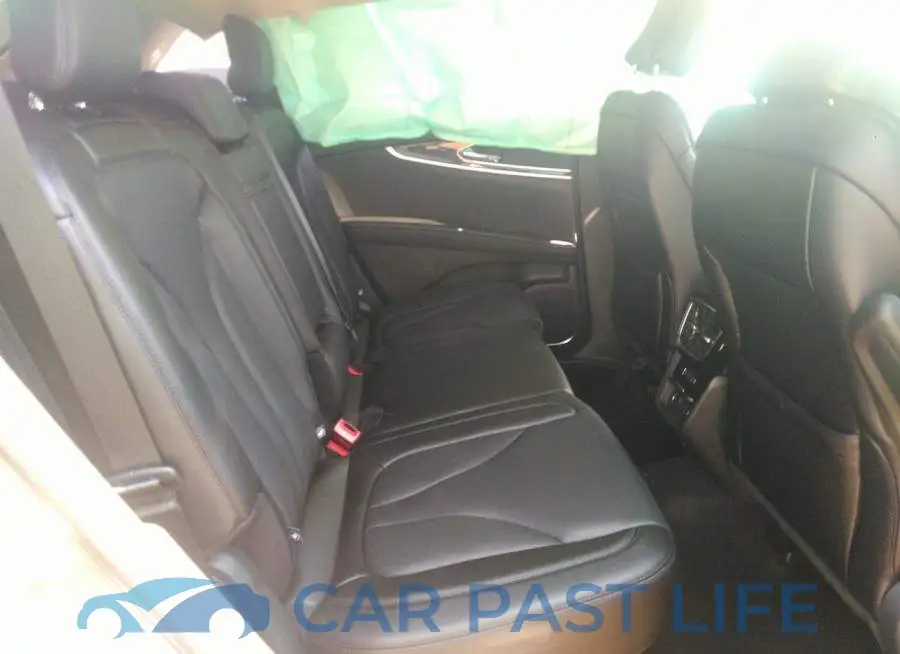 2LMPJ8KP7NBL12021# 8