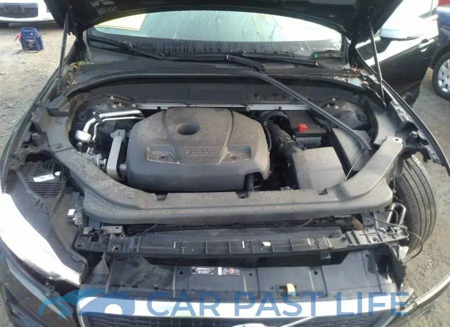 YV4A22RM6J1045209# 10