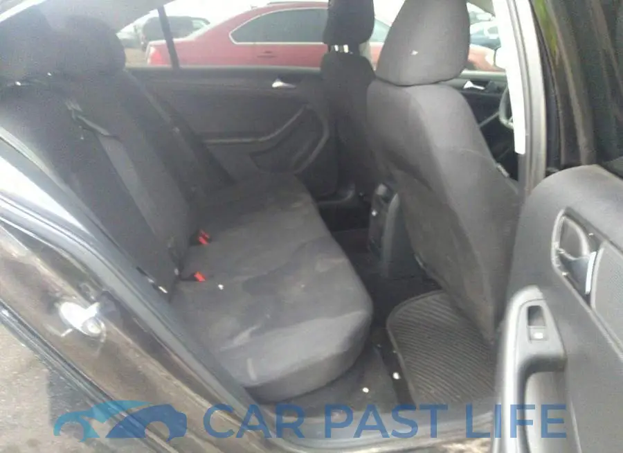 3VW267AJXGM210729# 8