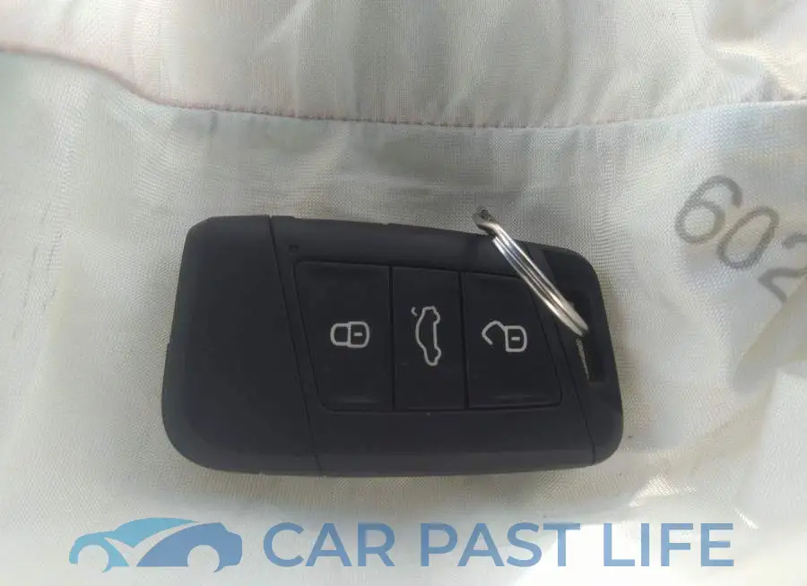 3VW6T7BU2LM039228# 11