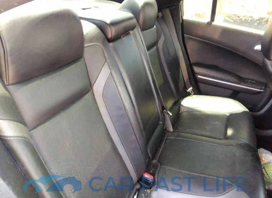 2C3CDXBGXKH657007# 8