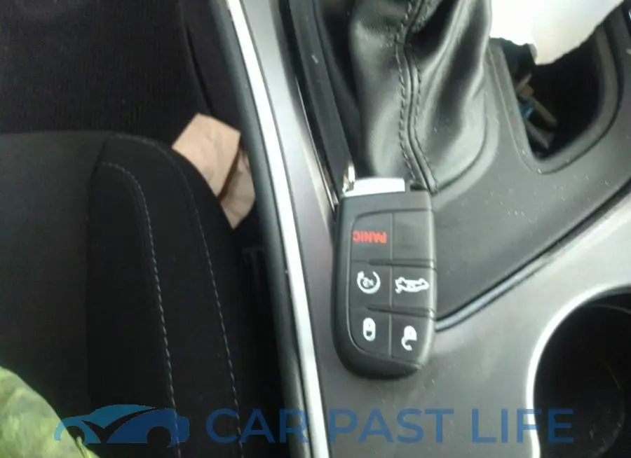 2C3CDZFJ5NH108840# 11