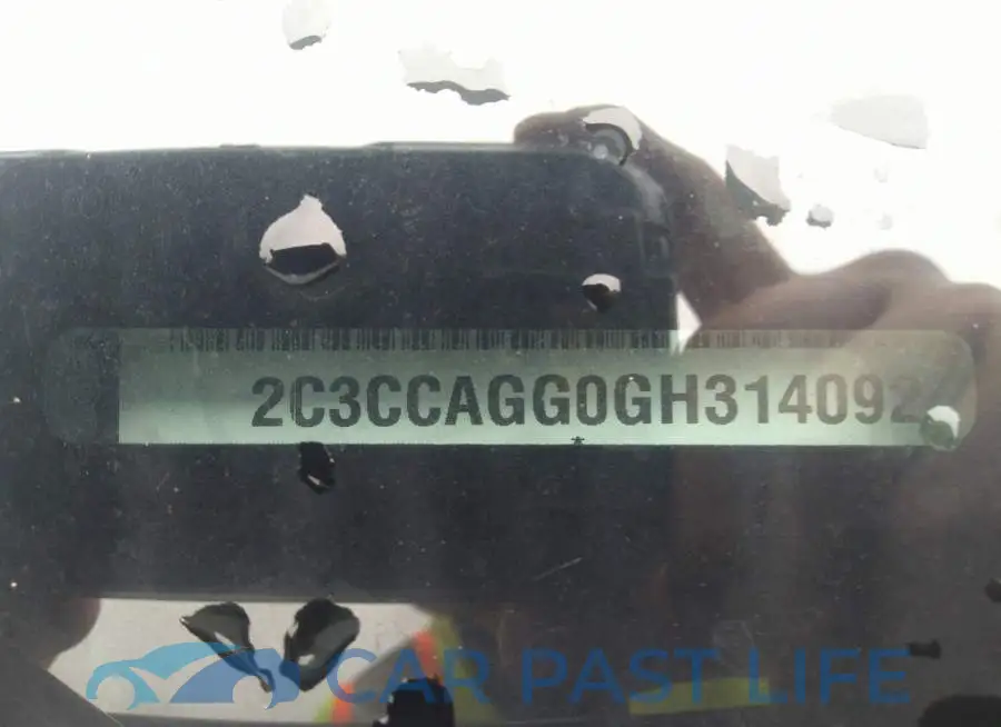 2C3CCAGG0GH314092# 9