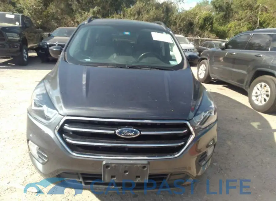 1FMCU0GD4KUA55942# 6