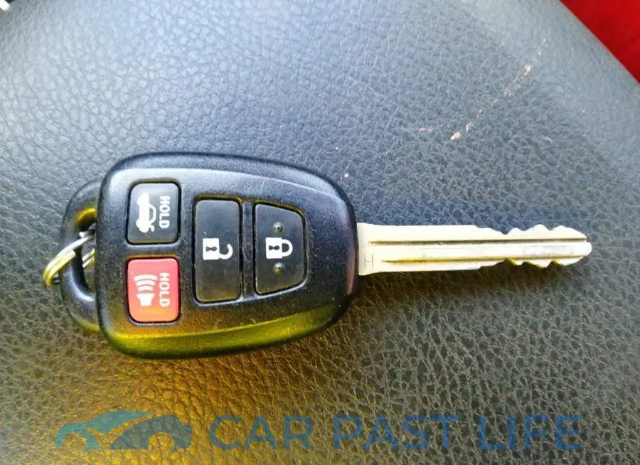 2T1BURHE7JC979024# 11