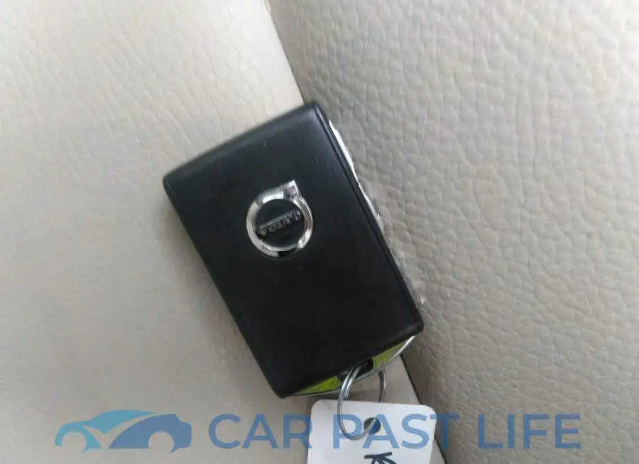 7JRA22TK5KG015970# 11