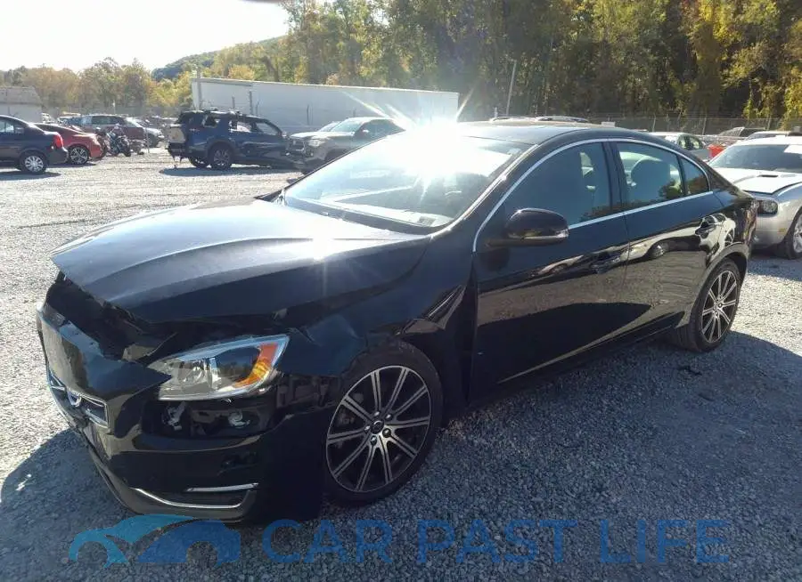 LYV402TM8HB128013# 2