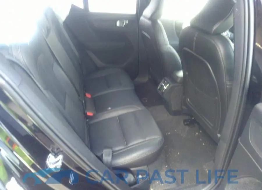 YV4162UK0M2485886# 8
