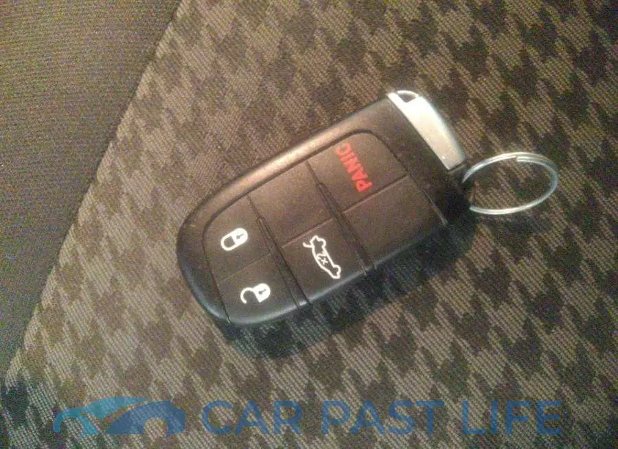 2C3CDZBT3GH249917# 11