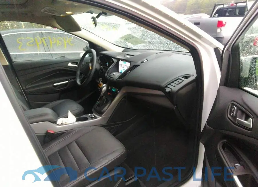 1FMCU9G90GUC16326# 5