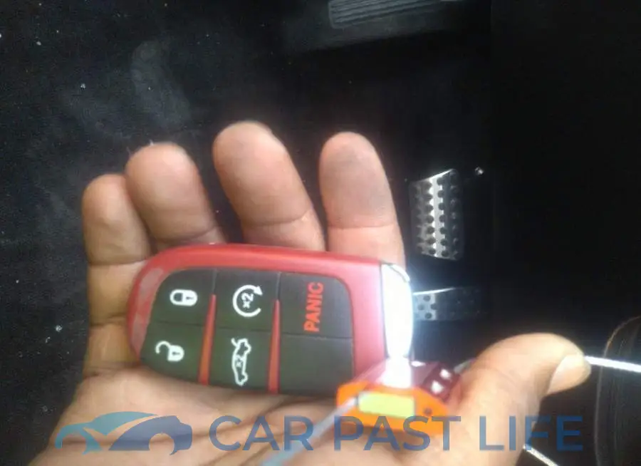 2C3CDZC99JH225065# 11