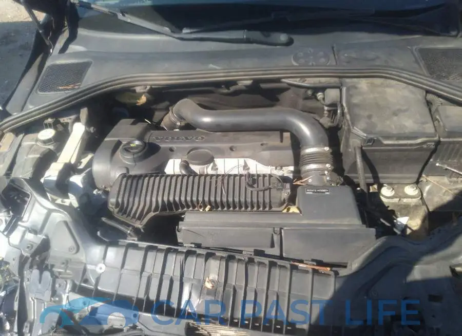 YV4612HK3F1001619# 10