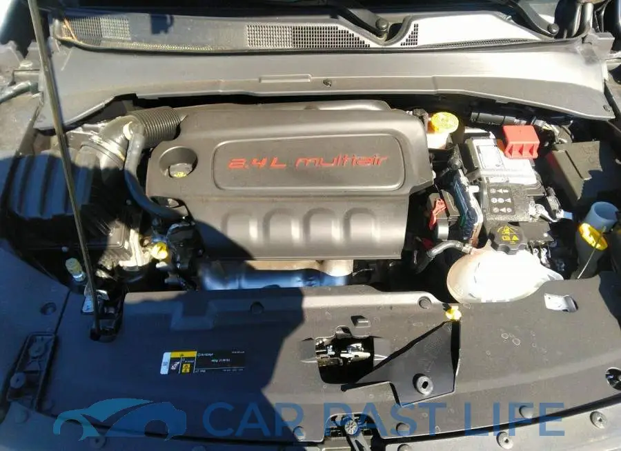 3C4NJDFB6NT179500# 10