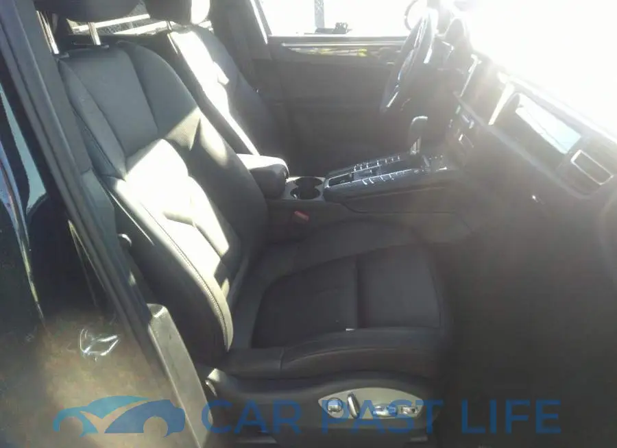 WP1AA2A50MLB17278# 5