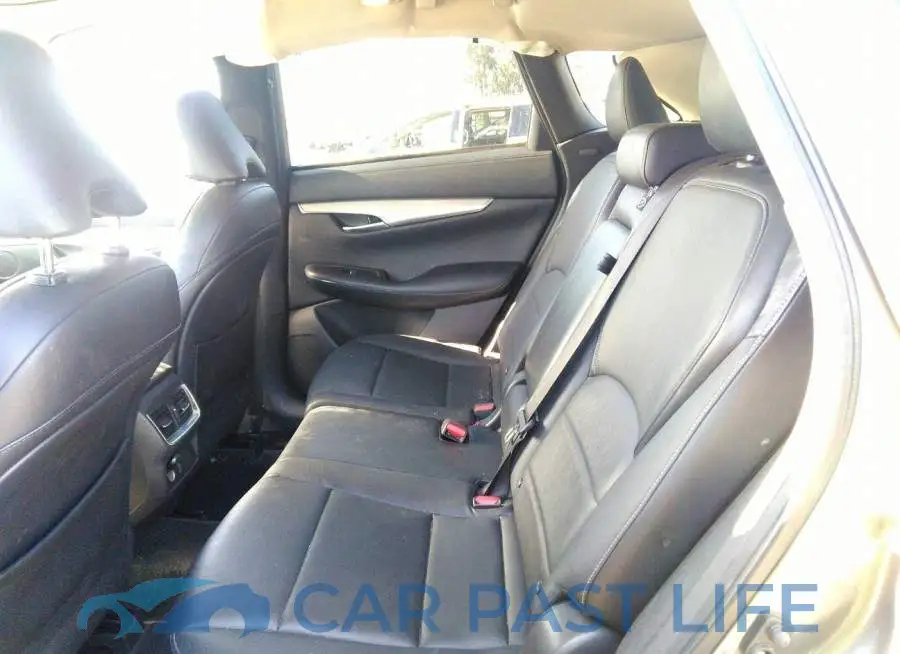 3PCAJ5M13LF108748# 8