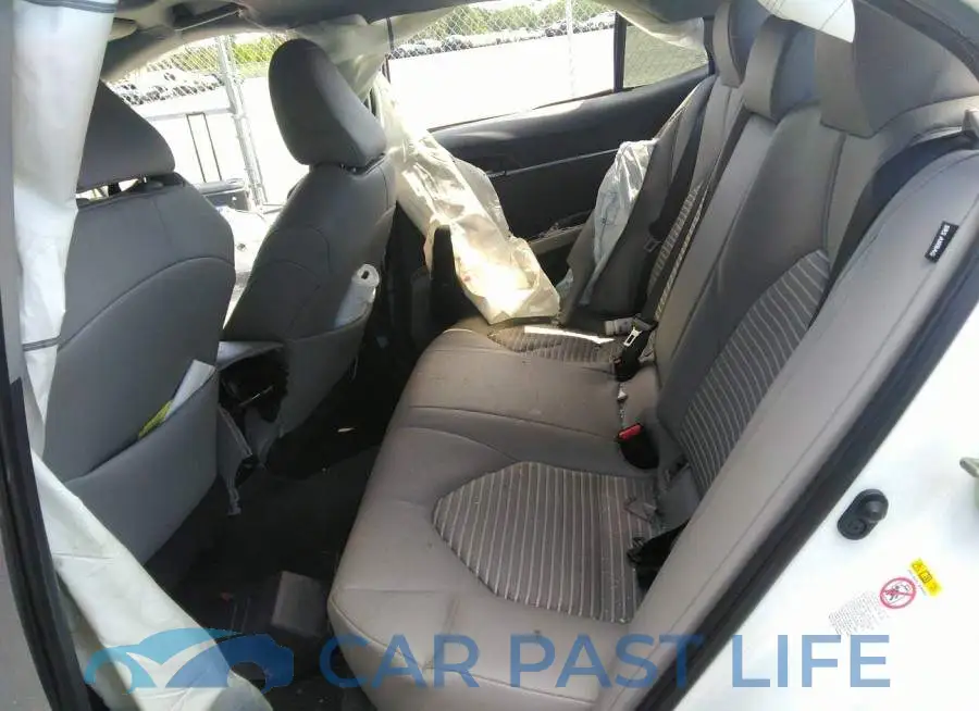 4T1B11HK8JU119938# 8