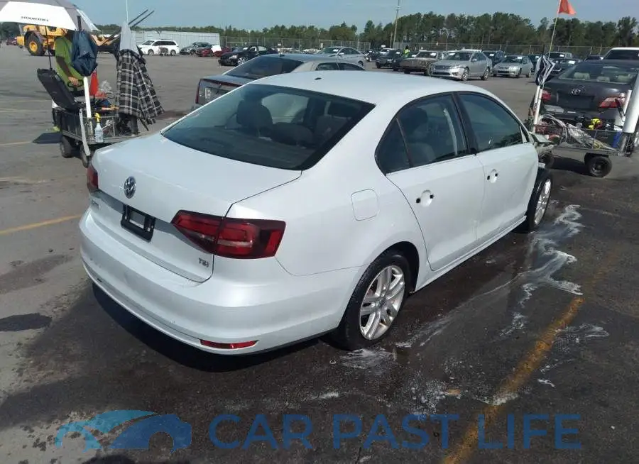 3VW2B7AJ0HM316538# 4