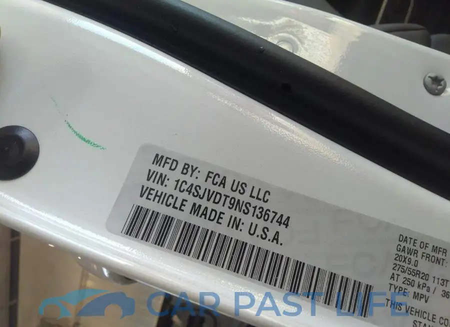 1C4SJVDT9NS136744# 9