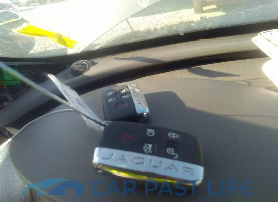 SAJAJ4FX7JCP23570# 11