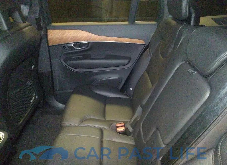 YV4A22PK6N1807509# 8