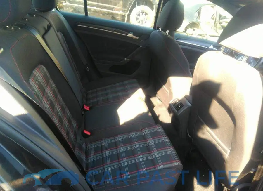3VW4T7AU6GM055494# 8