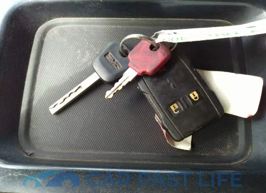 1GT12REY2JF235614# 11