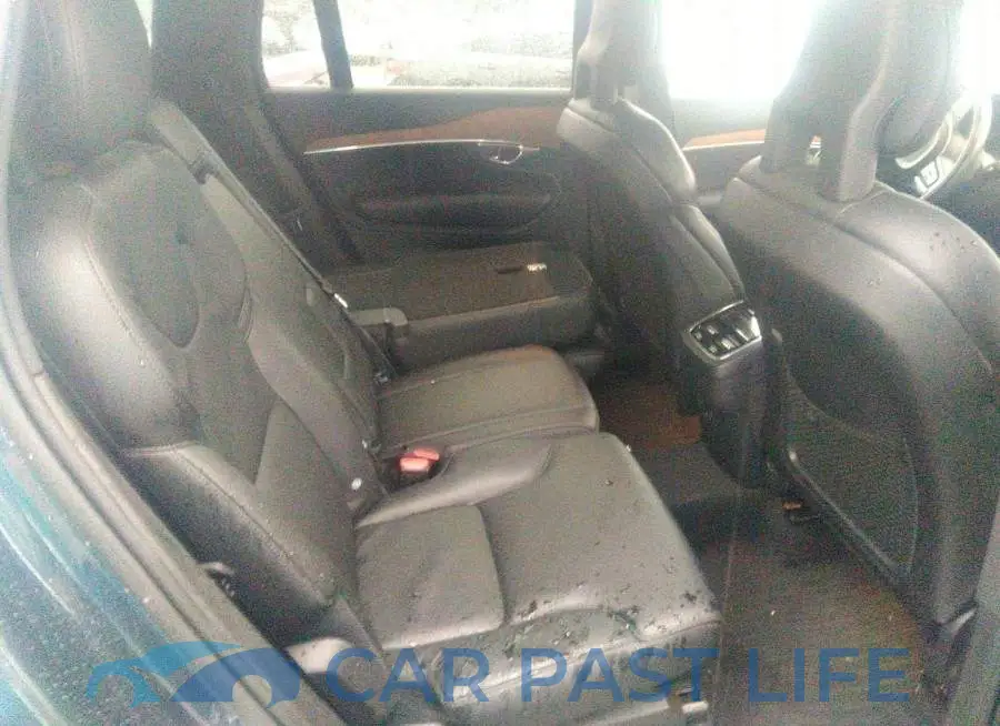 YV4A22PK8M1683127# 8