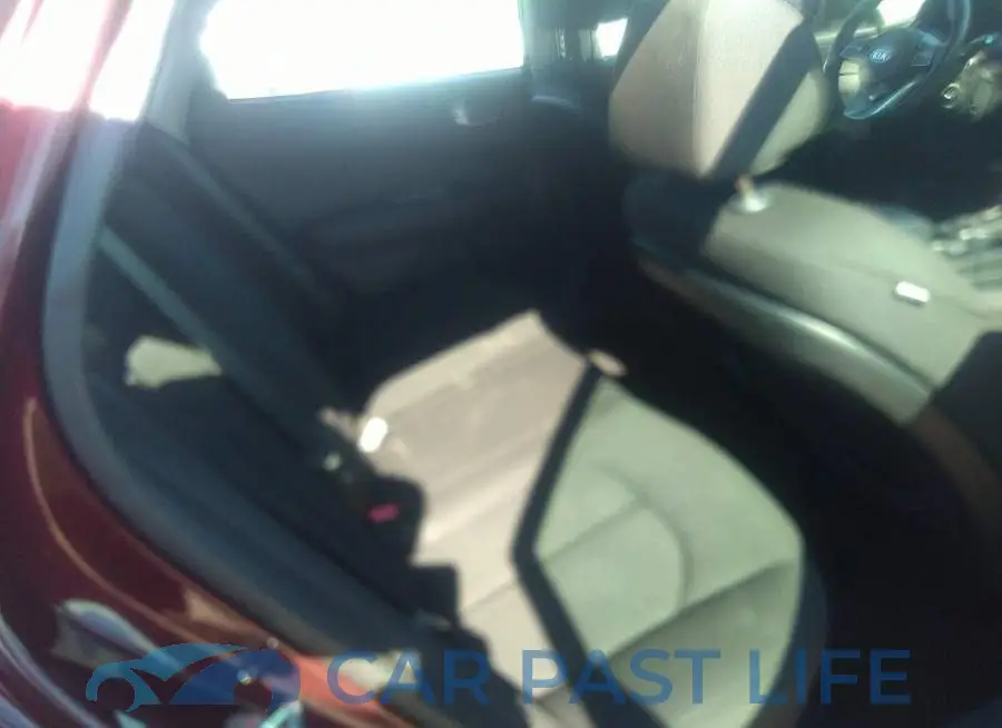 5XXGT4L31KG324059# 8