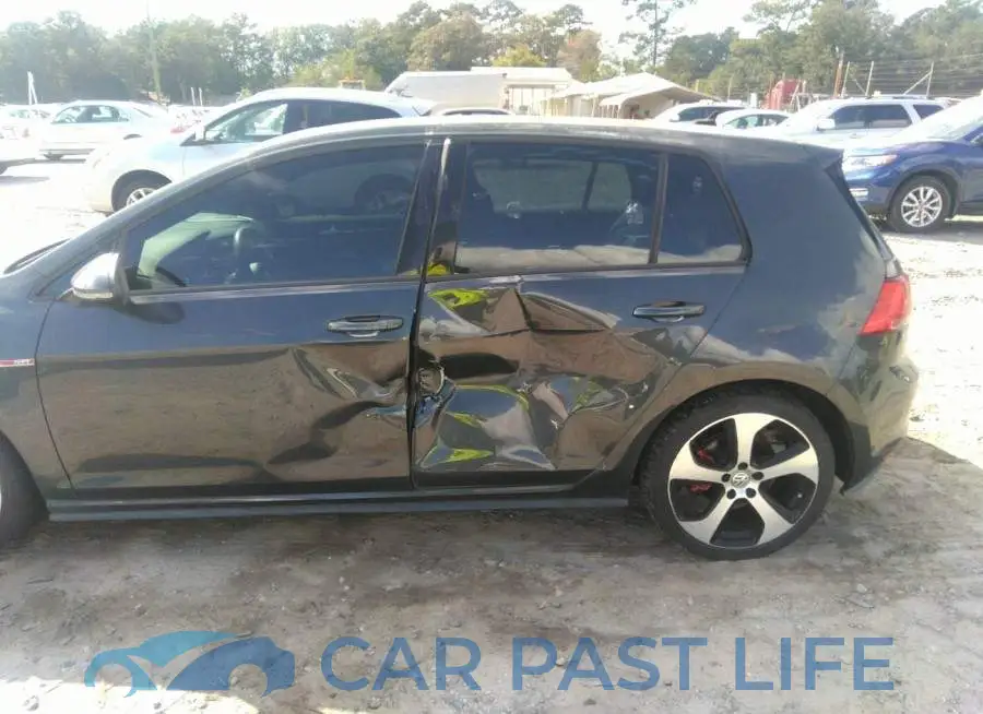 3VW4T7AU8FM074563# 6