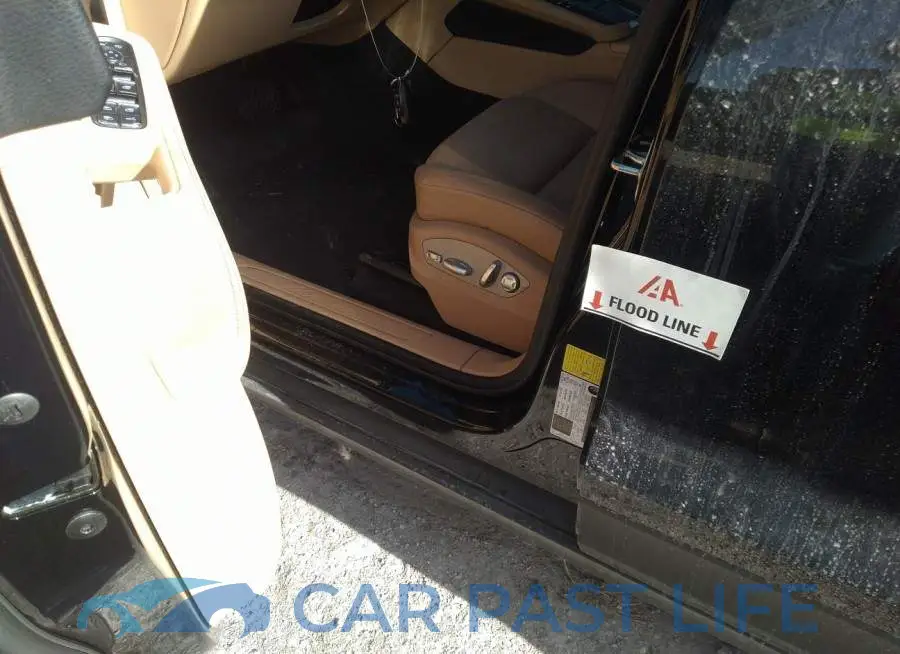 WP1AA2A59JLB15802# 6