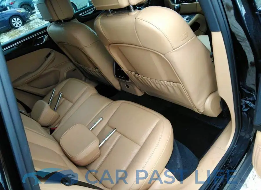 WP1AA2A59JLB15802# 8