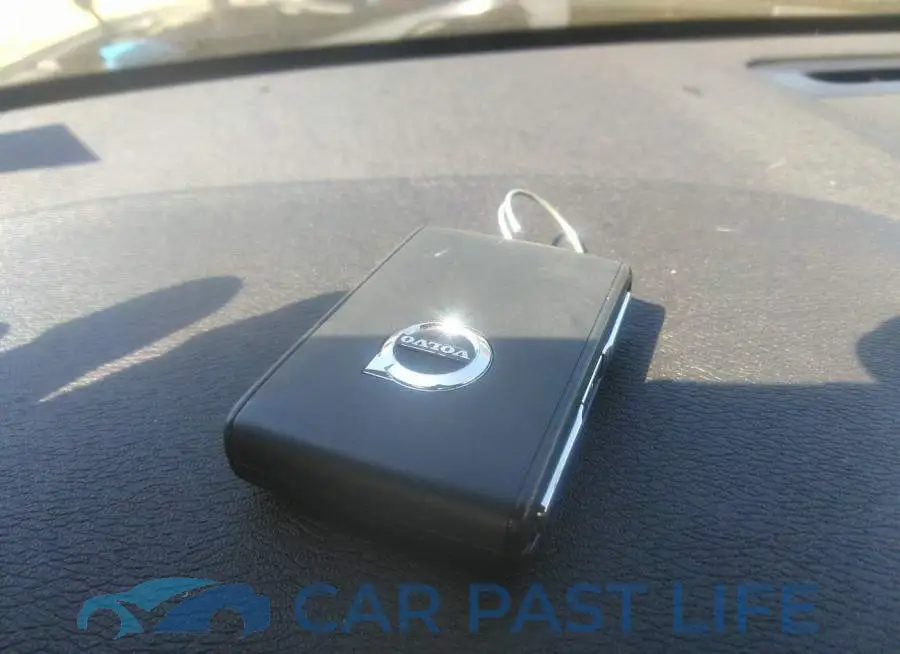 LVY982MK1JP035834# 11