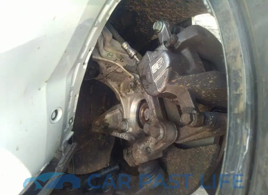 YV4162UM5L2174972# 6