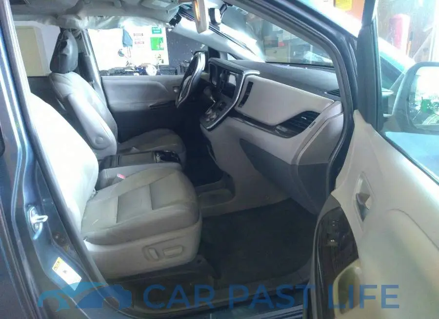5TDYK3DC5FS626572# 5