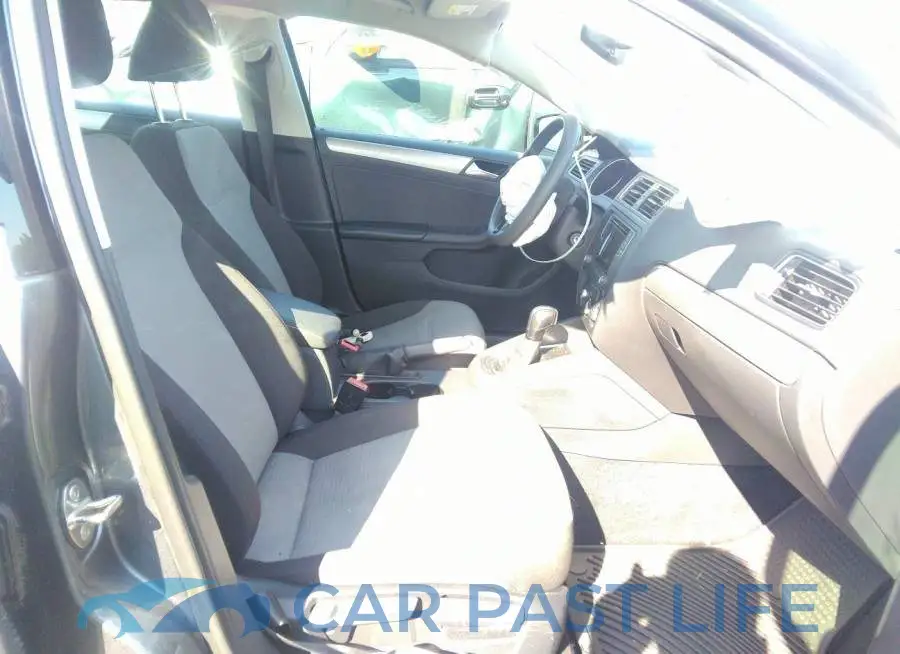 3VW2B7AJ5HM343380# 5