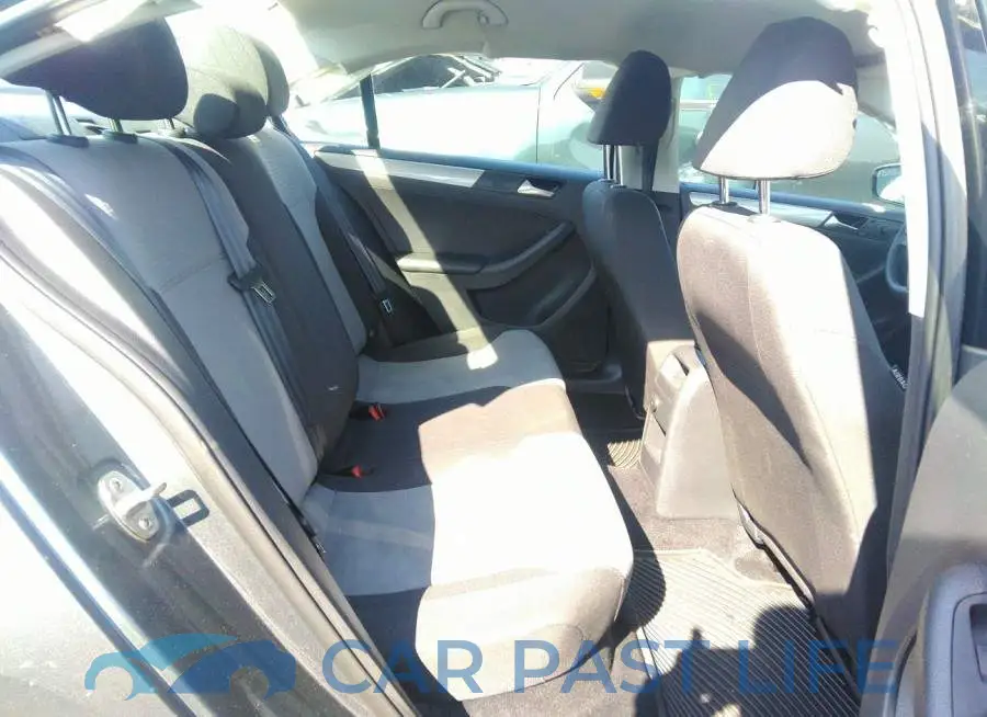 3VW2B7AJ5HM343380# 8
