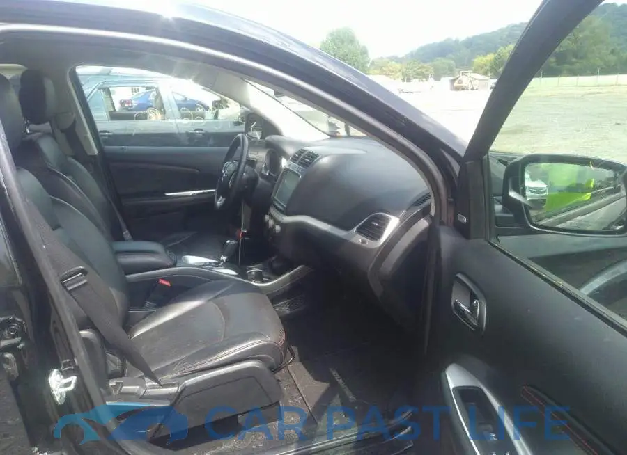 3C4PDCEG3FT552775# 5