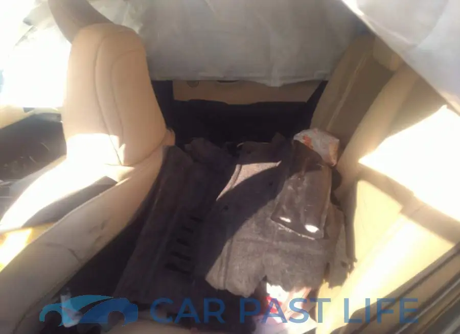 JTJBJRBZ4F2015990# 8