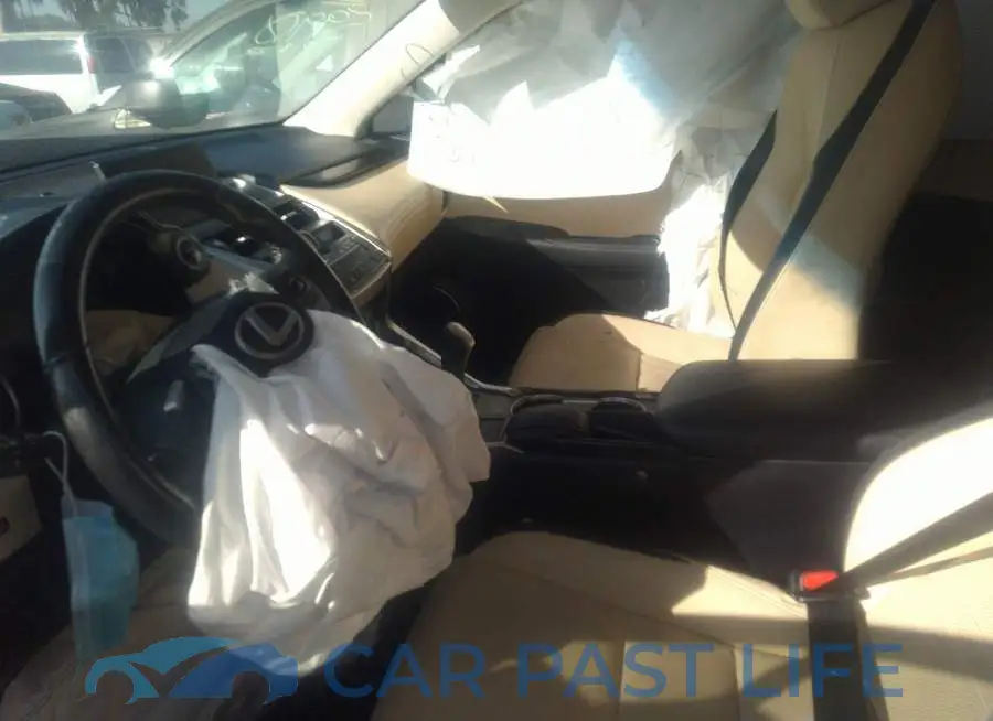 JTJBJRBZ4F2015990# 5