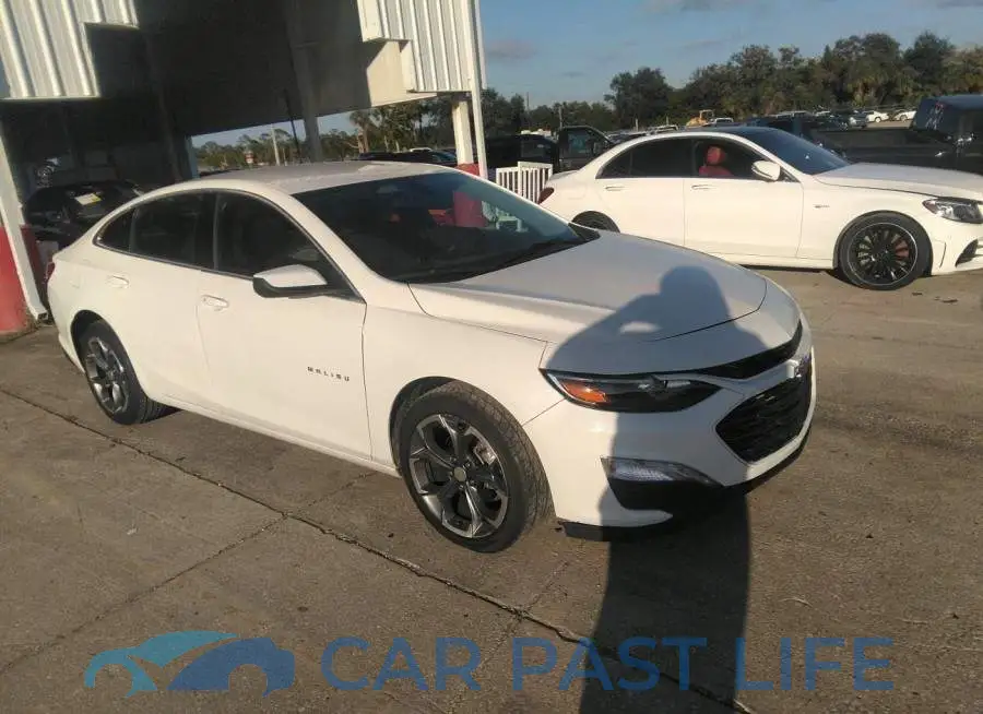 1G1ZD5ST4LF124220# 1