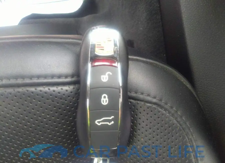 WP1AA2A29HKA80958# 11