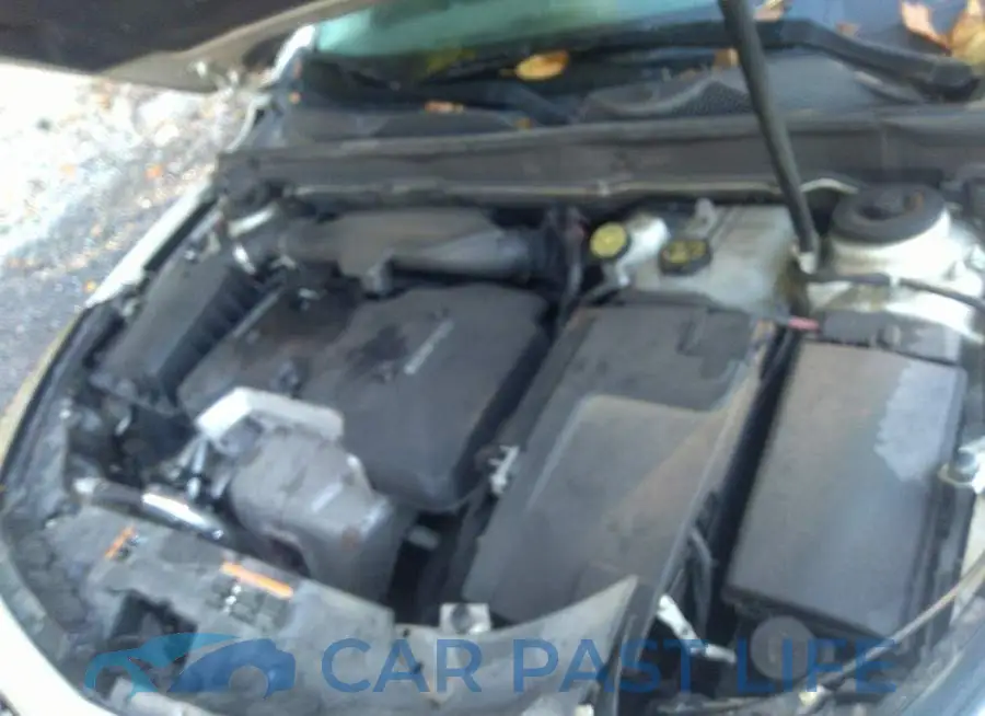 1G11E5SA9GF109663# 10