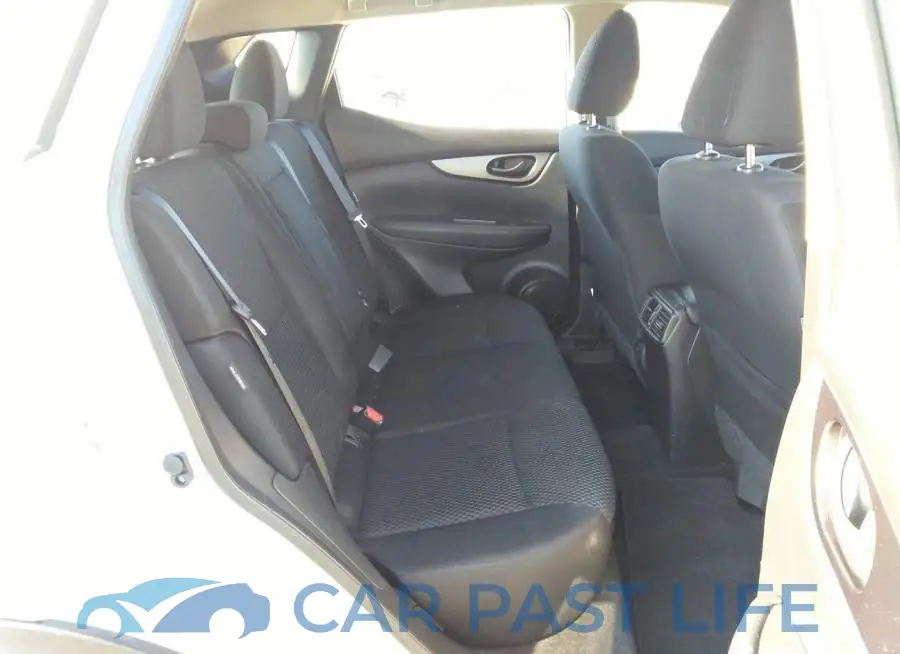 JN1BJ1AVXMW300415# 8