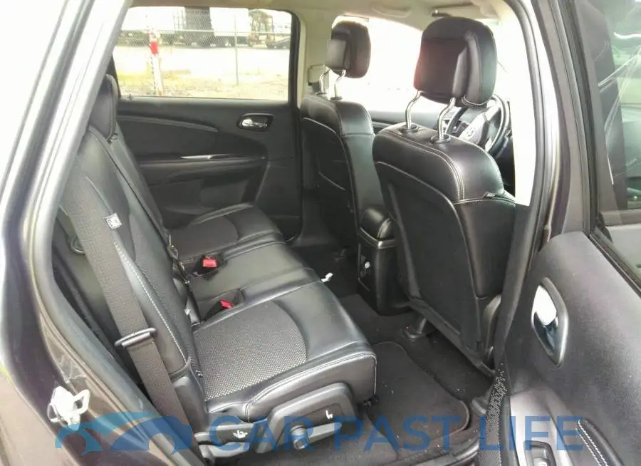 3C4PDCGB5GT138027# 8
